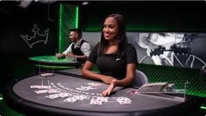 Pengguna menikmati Live Casino dengan privasi terjamin dan kesadaran bertanggung jawab terhadap permainan